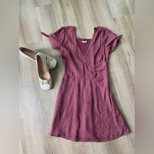 Abercrombie & Fitch Dress worn to one occasion. Size xs. Brand new condition